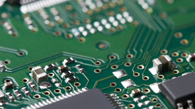 埃科光电业绩激增，高端工业传感器业务驱动增长